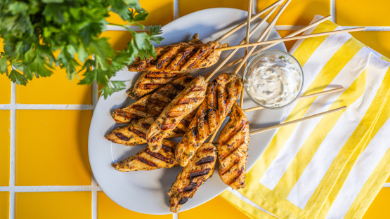 Chipotle Chicken Skewers With Creamy Cilantro Dipping Sauce